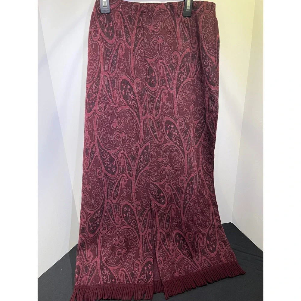 Geoffrey Beene paisley jacquard